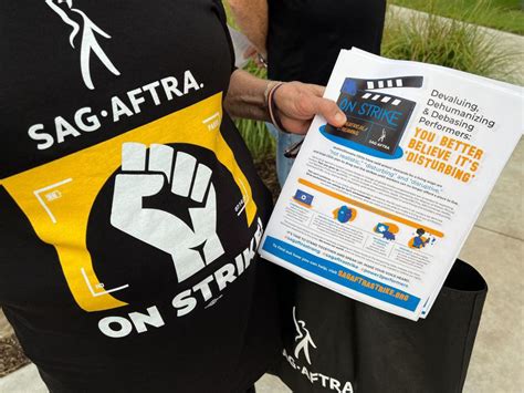 SAG-AFTRA Houston-Austin Local holds rally at The Domain